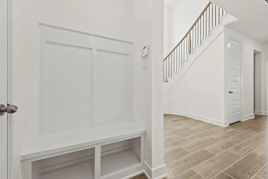 Representative image. Features, specifications, selections and colors may vary. Representative image. Features, specifications, selections and colors may vary.