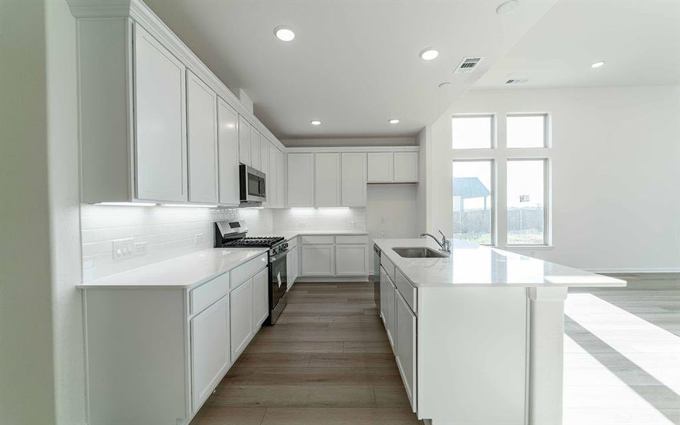 Furnished interior view inside a new home in La Terra, Celina (Image 4).