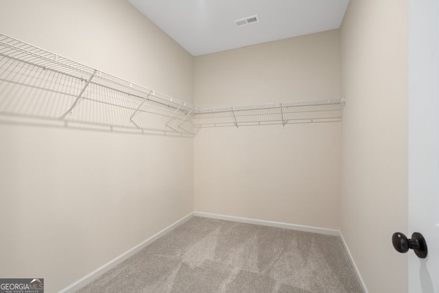 Spacious, unfurnished interior of a new home in Maddox Station, Eatonton (Image 17). Spacious, unfurnished interior of a new home in Maddox Station, Eatonton (Image 17).