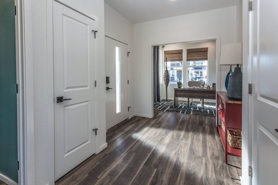 Representative furnished interior of a home built from the Twain by Hartford Homes in Trailside, Timnath (Image 14).