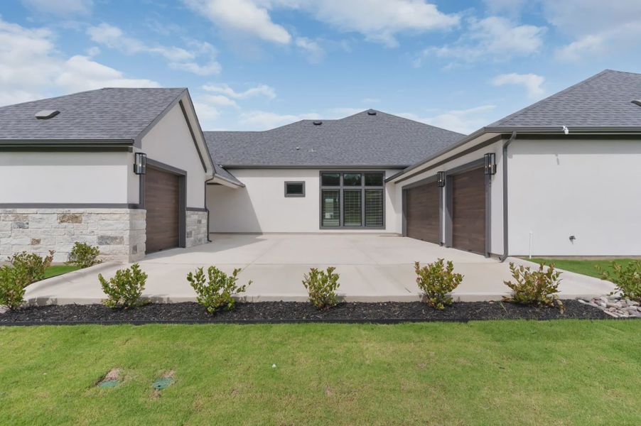 Representative exterior details of a home built from the Franklin by Chesmar Homes in Feathergrass, Fulshear (Image 28).
