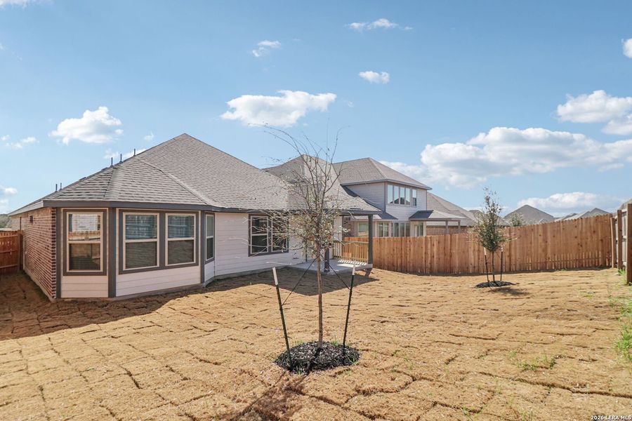 Exterior details and patio area of a home in Arcadia Ridge - Classic Series, San Antonio (Image 3).
