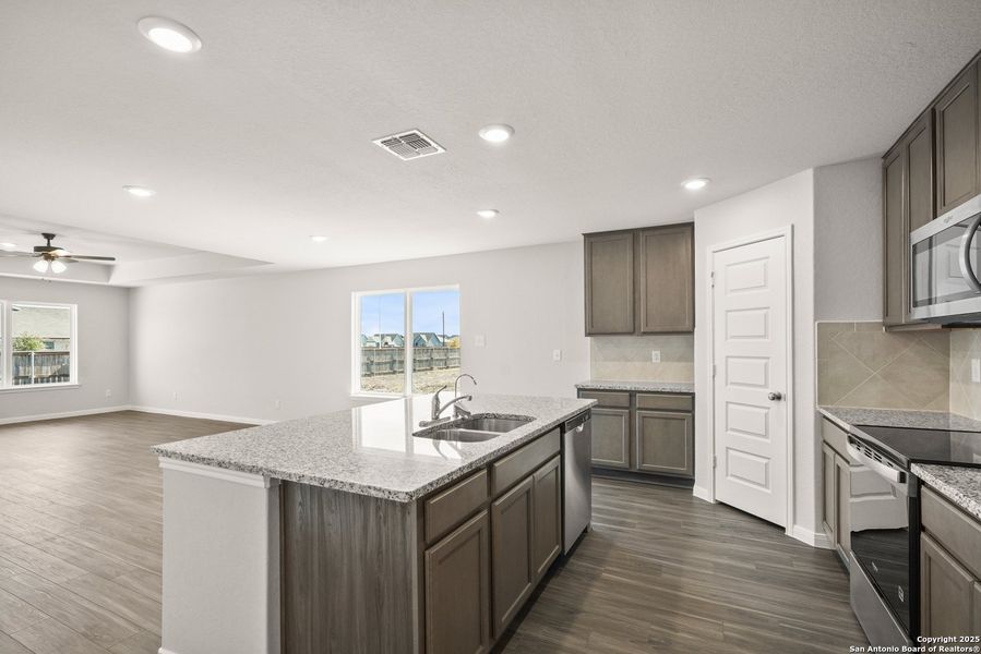 Furnished interior view inside a new home in Swenson Heights, Seguin (Image 12). Furnished interior view inside a new home in Swenson Heights, Seguin (Image 12).