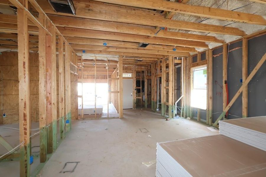 Spacious, unfurnished interior of a new home in The Grand Prairie 40’, Hockley (Image 30).