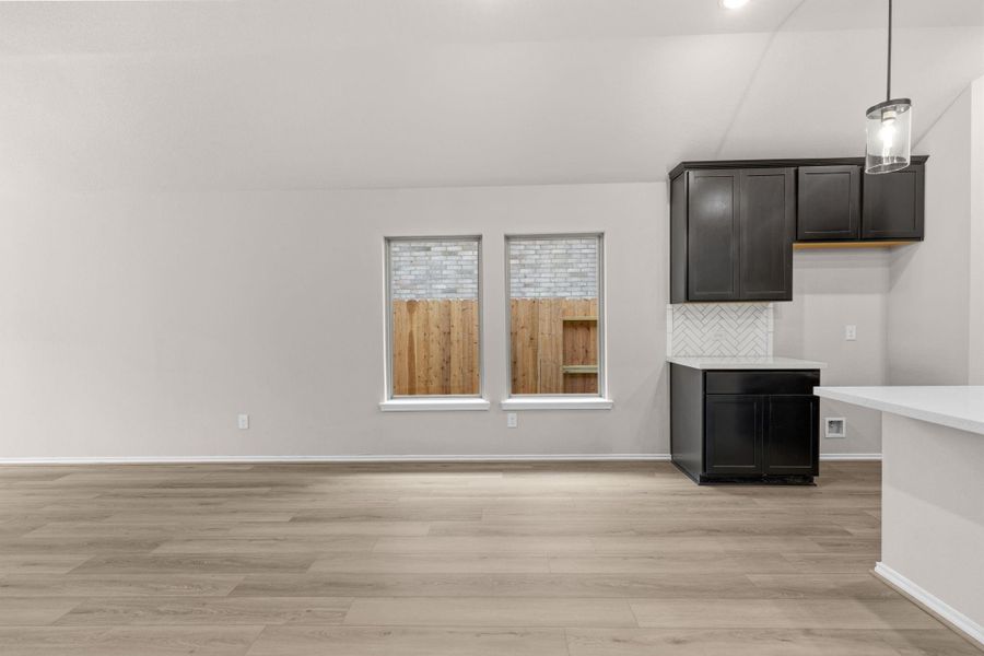 Spacious, unfurnished interior of a new home in Grand Central Park, Conroe (Image 24).