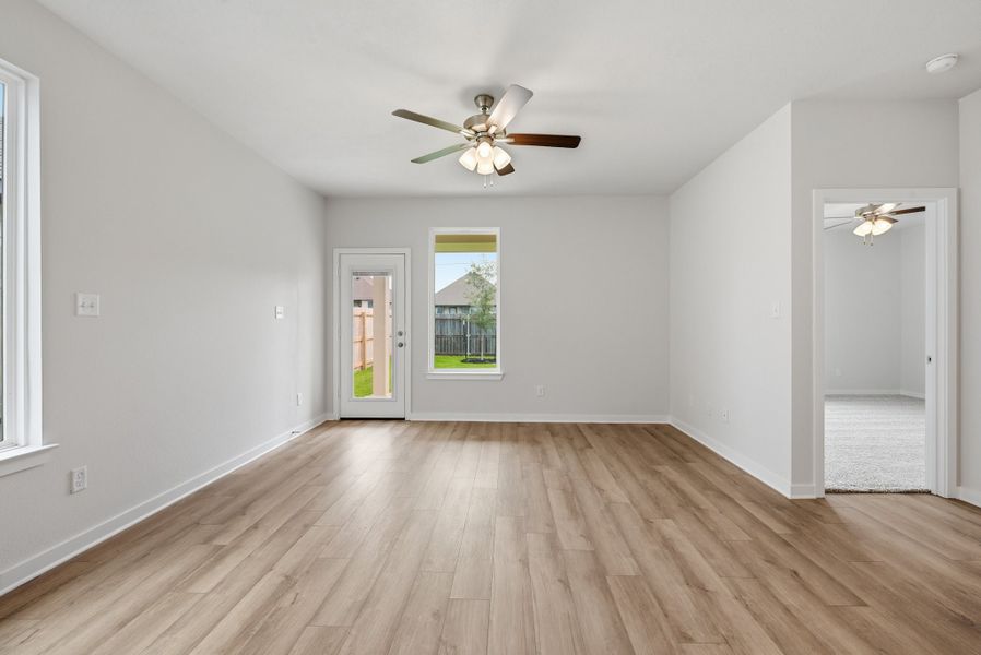 Spacious, unfurnished interior of a new home in Heartland at Creek Meadows, College Station (Image 6). Spacious, unfurnished interior of a new home in Heartland at Creek Meadows, College Station (Image 6).