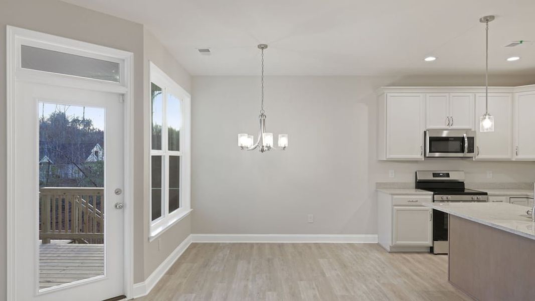 Spacious, unfurnished interior of a new home in Shady Grove, Wellford (Image 21).