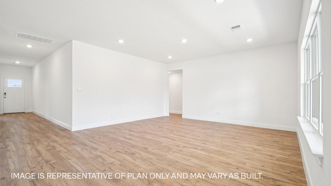 Representative unfurnished interior of a home built from the The Hudson by D.R. Horton in Railhead, Cedar Creek (Image 8).