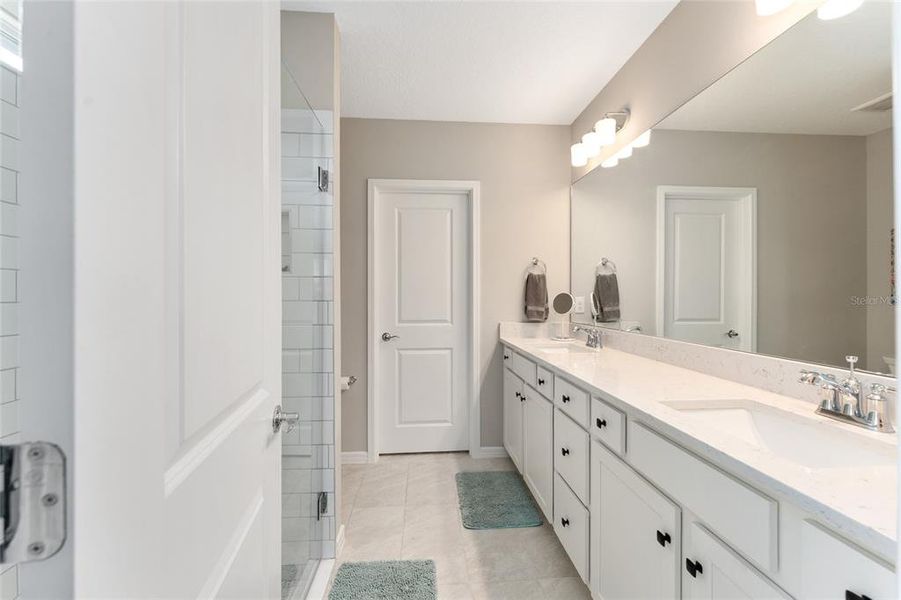 Furnished interior view inside a new home in Del Webb Stone Creek, Ocala (Image 7).