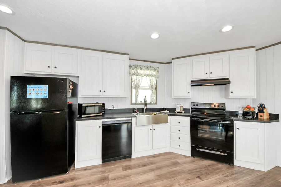 Furnished interior view inside a new home in , Dickinson (Image 36).
