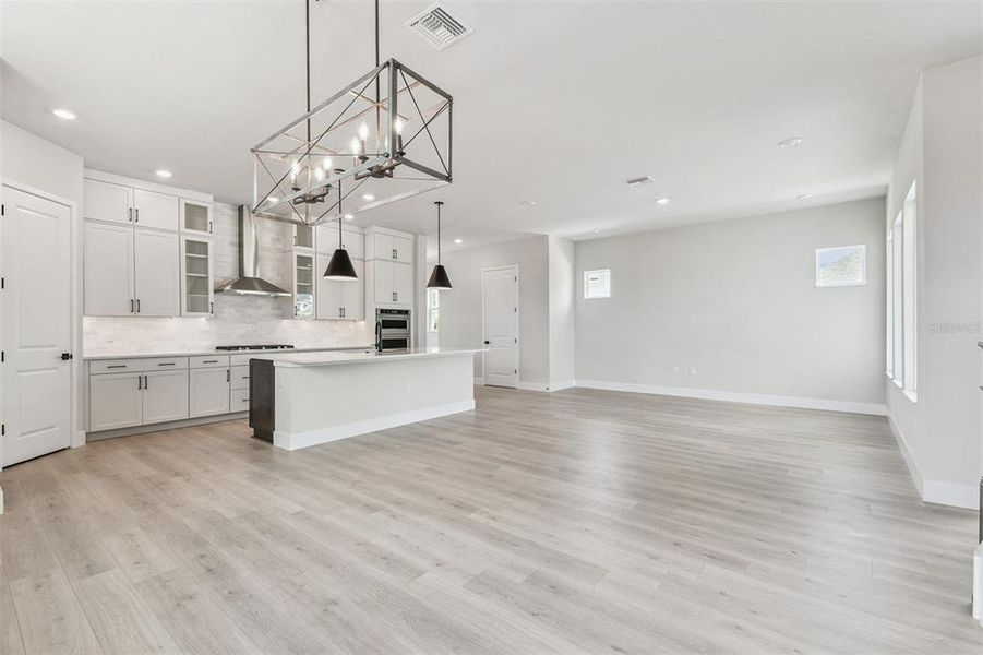 Spacious, unfurnished interior of a new home in Emerald Landing at Waterside at Lakewood Ranch – Cottage Series, Sarasota (Image 21).