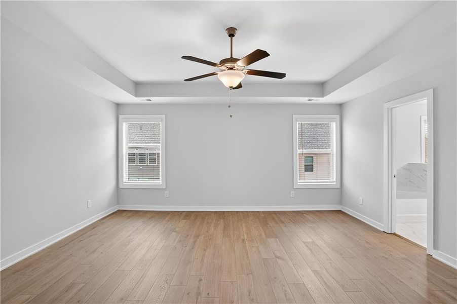 Spacious, unfurnished interior of a new home in The Fairways at Mirror Lake, Villa Rica (Image 25).