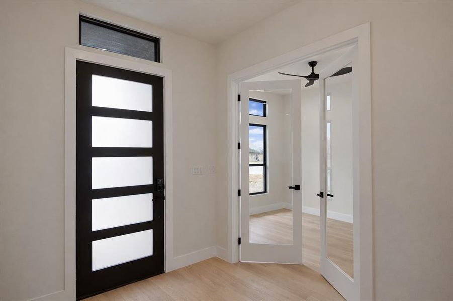 Spacious, unfurnished interior of a new home in , Pottsboro (Image 23). Spacious, unfurnished interior of a new home in , Pottsboro (Image 23).