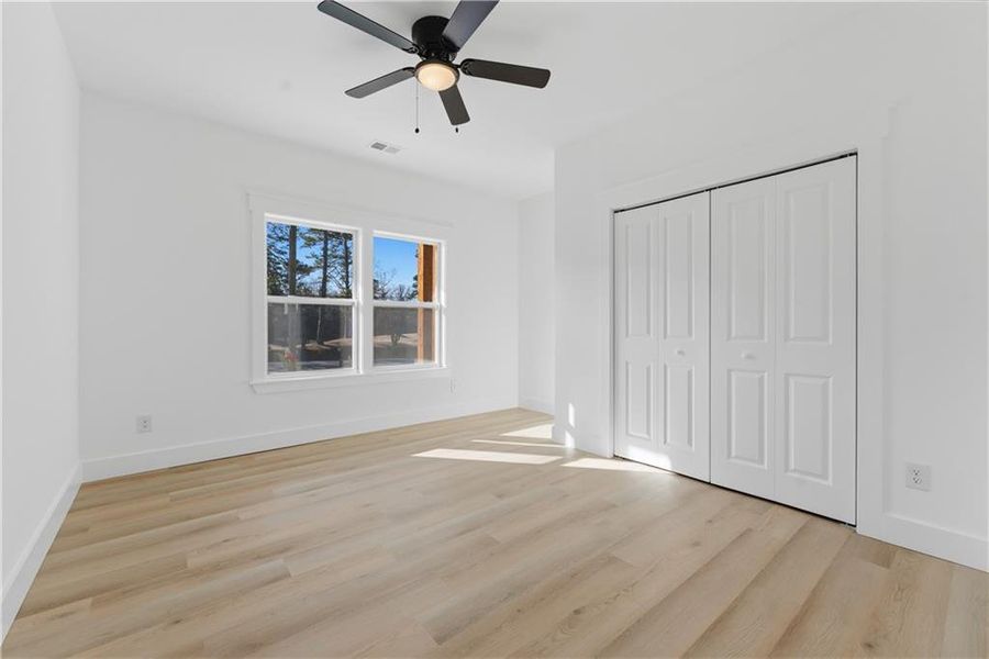 Spacious, unfurnished interior of a new home in , Cartersville (Image 37).