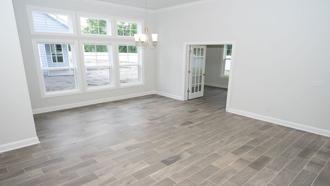 Representative unfurnished interior of a home built from the CUMBERLAND by D.R. Horton in Waterbridge, Myrtle Beach (Image 17).