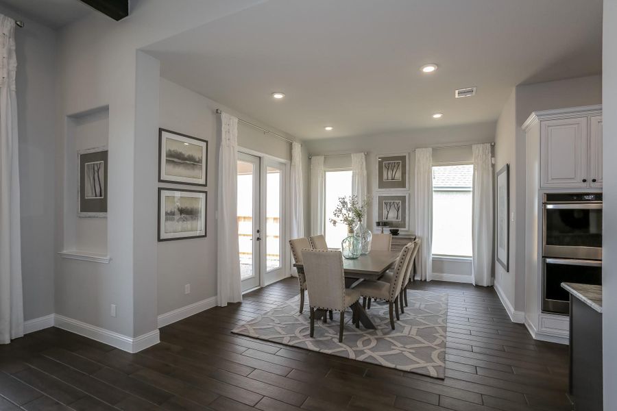 Furnished interior view inside a new home in Valencia: Hilltop Collection, Manvel (Image 34).