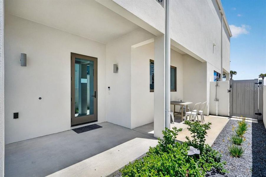 Exterior details and patio area of a home in , New Smyrna Beach (Image 35).