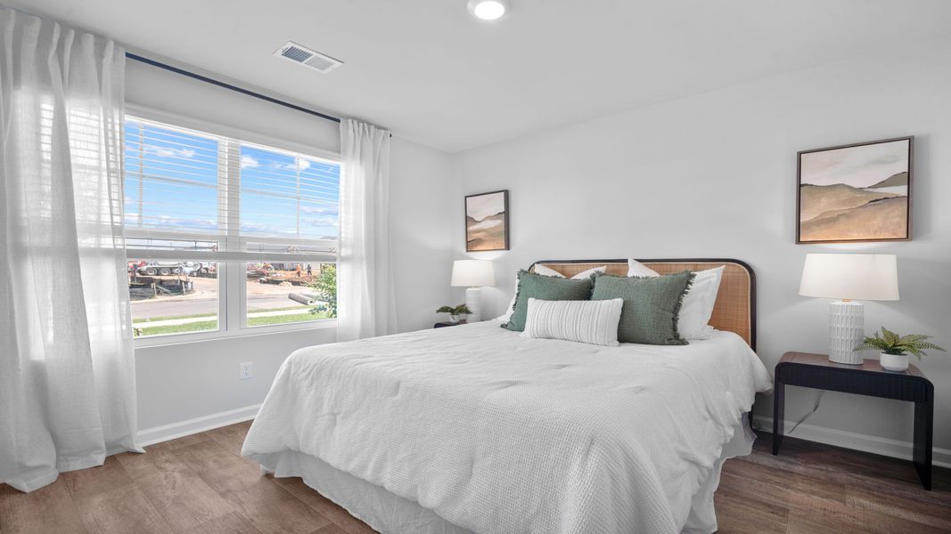 Furnished interior view inside a new home in Holly Oaks, Statesboro (Image 10).