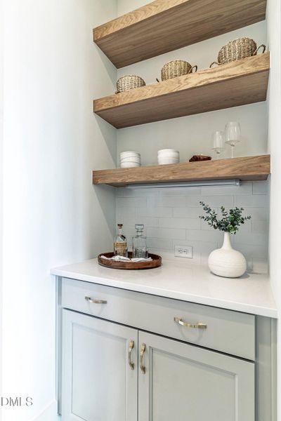 401_STABLE_VALLEY_INTERIOR_28