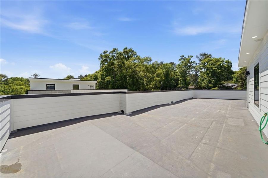 Exterior details and patio area of a home in , Roswell (Image 28).