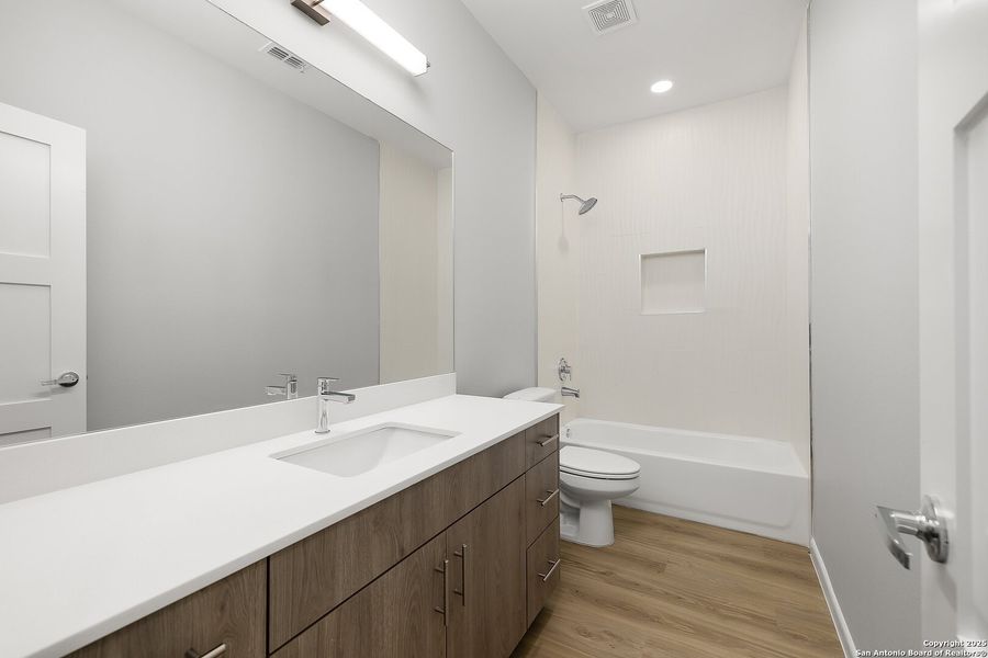 Furnished interior view inside a new home in , Weslaco (Image 7).