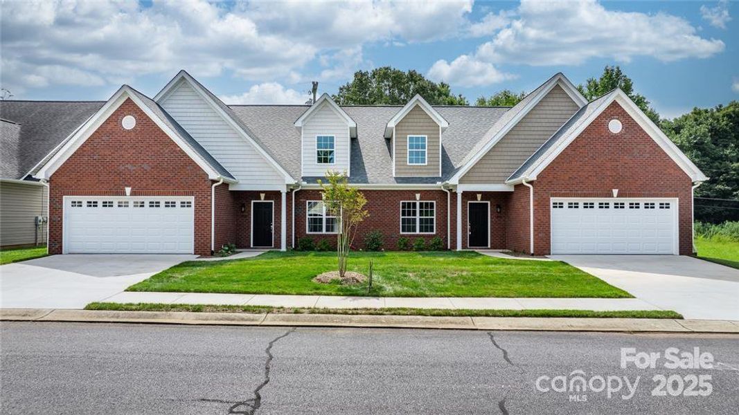 Front exterior of a new home in , Hickory, NC, highlighting curb appeal (Image 1). Front exterior of a new home in , Hickory, NC, highlighting curb appeal (Image 1).