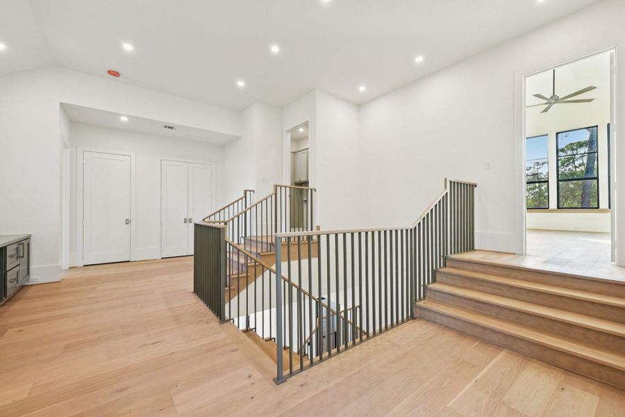 Spacious, unfurnished interior of a new home in , Houston (Image 31).