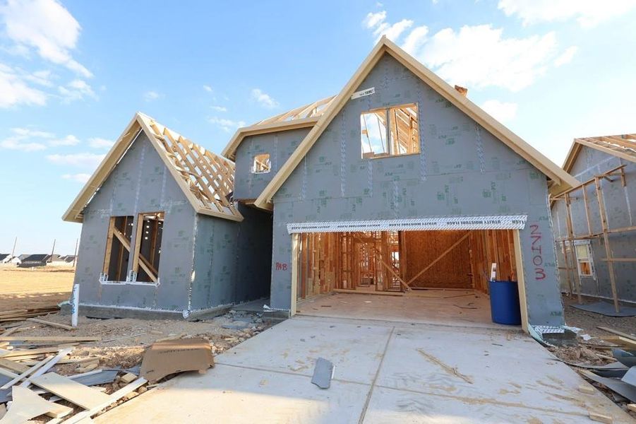 Let us show you how our advanced framing techniques have stood the test of time and allow more insulation for a quieter and more energy efficient home.