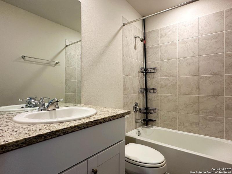 Furnished interior view inside a new home in Stoney Creek, San Antonio (Image 7). Furnished interior view inside a new home in Stoney Creek, San Antonio (Image 7).