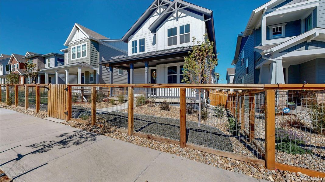 Image 45 of a home in Arras Park.