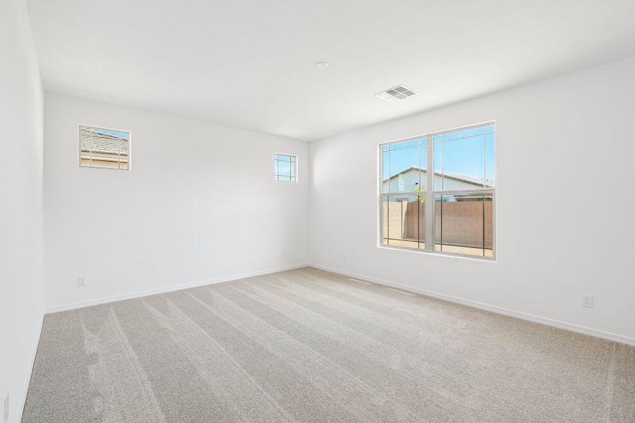 Spacious, unfurnished interior of a new home in Artisan at Asante, Surprise (Image 34). Spacious, unfurnished interior of a new home in Artisan at Asante, Surprise (Image 34).
