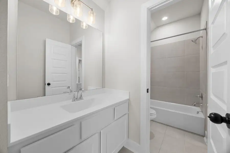 Furnished interior view inside a new home in Santa Rita Ranch - 60', Santa Rita Ranch (Image 9).