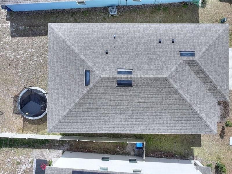 Exterior details and patio area of a home in , Davenport (Image 4).