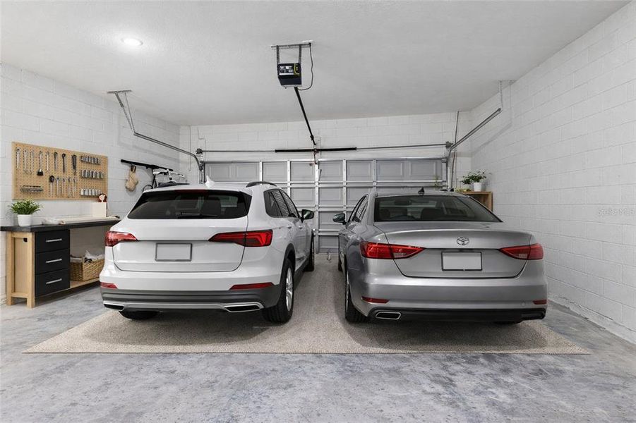 Furnished interior view inside a new home in , Ocala (Image 7).