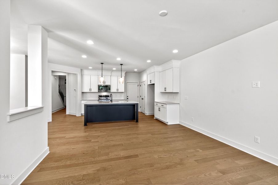 982 Helix (21) 982 Helix (21)