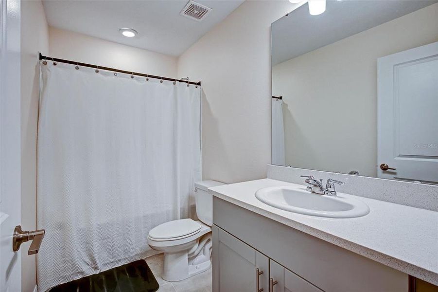 Furnished interior view inside a new home in , Kissimmee (Image 28). Furnished interior view inside a new home in , Kissimmee (Image 28).