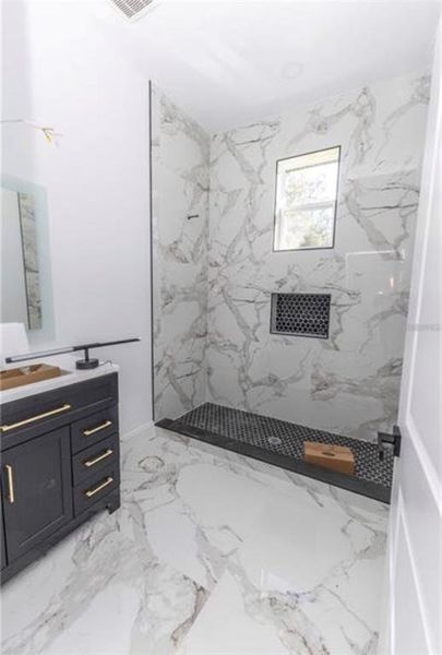 Furnished interior view inside a new home in , Lake Panasoffkee (Image 7).