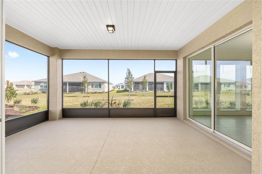 Exterior details and patio area of a home in , Ocala (Image 19).