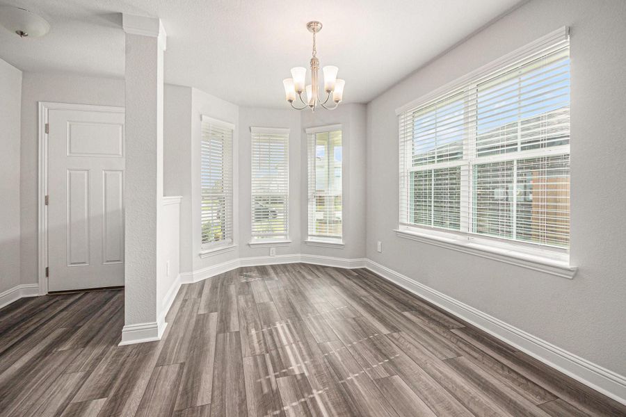 Spacious, unfurnished interior of a new home in Lago Mar, Texas City (Image 9). Spacious, unfurnished interior of a new home in Lago Mar, Texas City (Image 9).