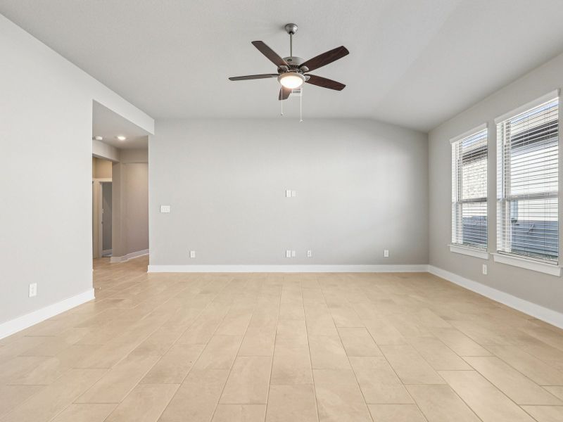 Spacious, unfurnished interior of a new home in Arcadia Ridge - Premier Series, San Antonio (Image 19). Spacious, unfurnished interior of a new home in Arcadia Ridge - Premier Series, San Antonio (Image 19).