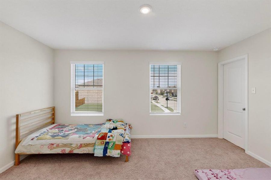 Furnished interior view inside a new home in Meadow Park, Melissa (Image 12). Furnished interior view inside a new home in Meadow Park, Melissa (Image 12).