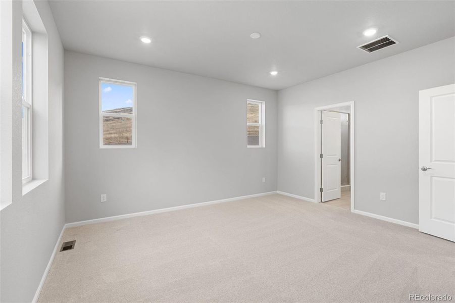 Spacious, unfurnished interior of a new home in The Manors Collection at Golden Overlook, Golden (Image 32).