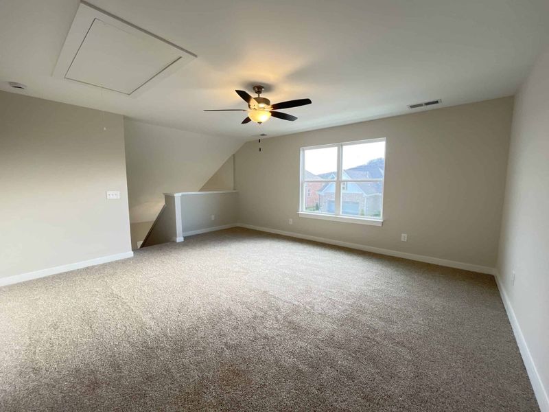 Spacious, unfurnished interior of a new home in Westfield Garden Homes, Gallatin (Image 11).