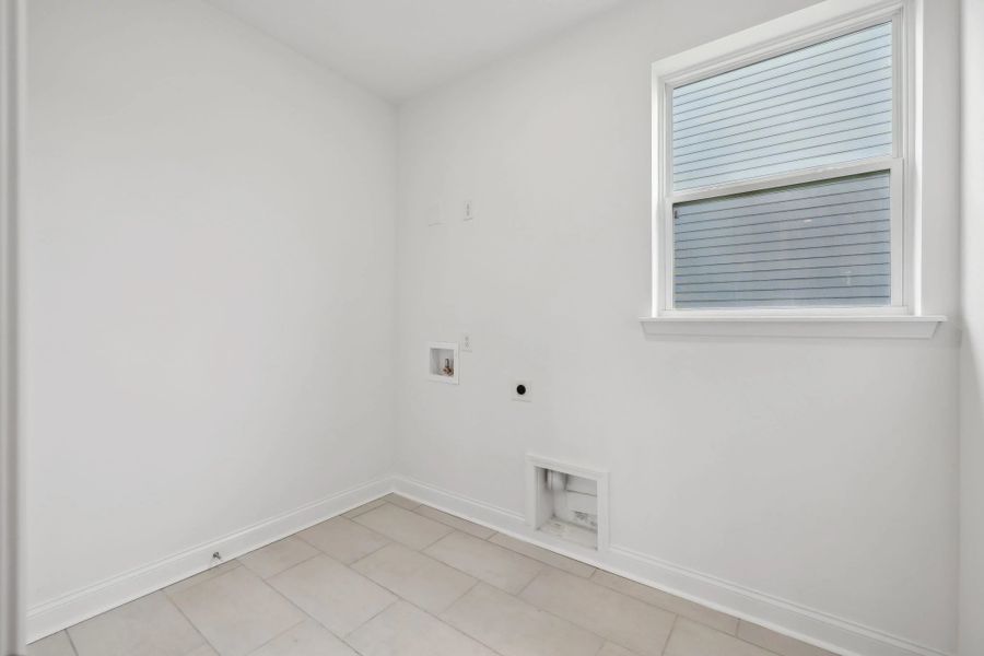 Spacious, unfurnished interior of a new home in Willow Landing, Mount Juliet (Image 20).