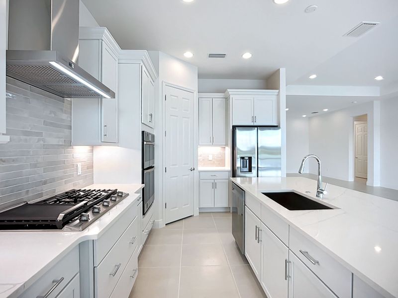 Interior:243 Monet Trail 27