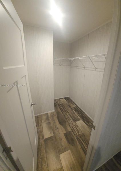 Spacious, unfurnished interior of a new home in , Lake City (Image 9).