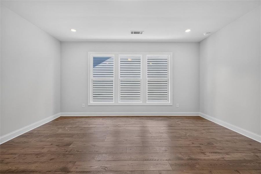 Spacious, unfurnished interior of a new home in , Flowery Branch (Image 72).