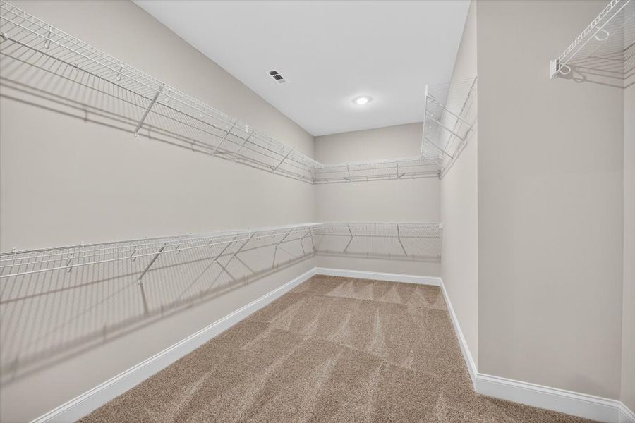 Spacious, unfurnished interior of a new home in White Oaks, The Rock (Image 34).