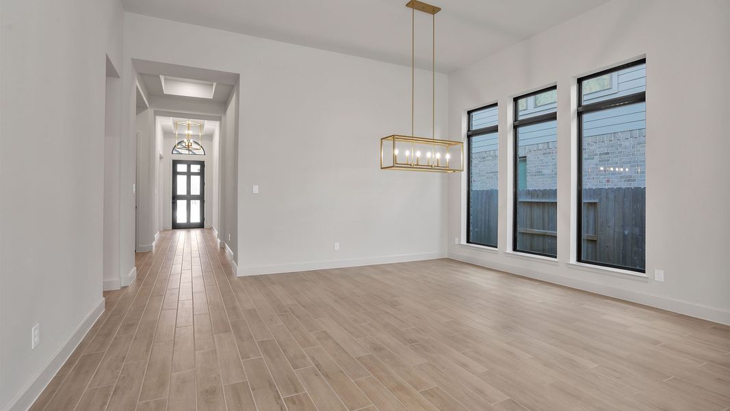 Spacious, unfurnished interior of a new home in Fulbrook On Fulshear Creek 60', Fulshear (Image 60).