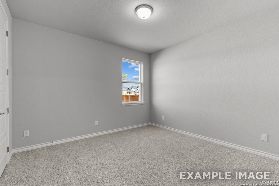Spacious, unfurnished interior of a new home in Potranco Oaks, Castroville (Image 27).